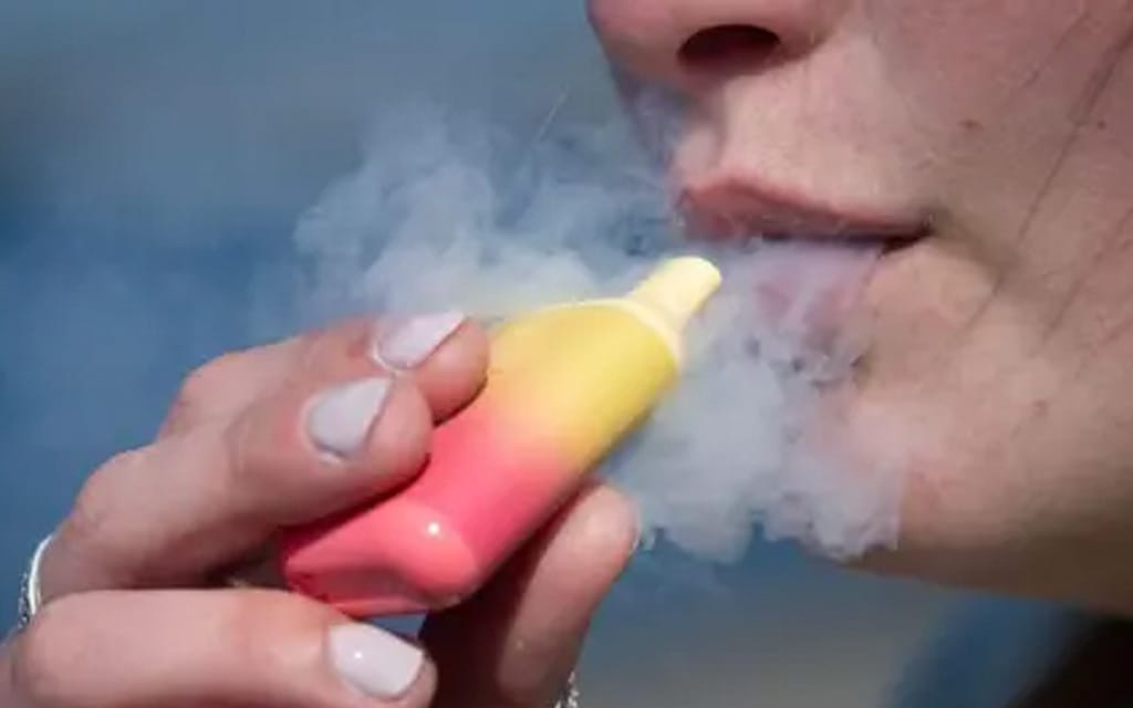 New Report Finds Constantly Inhaling Artificially Flavoured Chemical Vapour From Digital Device Made By Nameless Foreign Manufacturer Not That Good For You