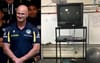 Brad Arthur Finally Gets His Hands On A VHS Player To Show His Team The Last Parra Premiership