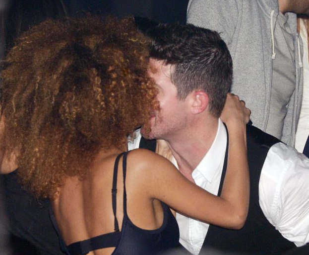 A close friend of Mrs. Curtin hooks up with a stranger in a popular Betoota night club