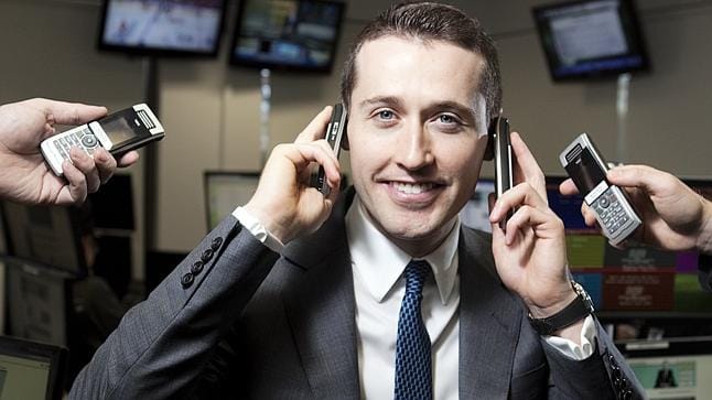Controversial online bookmaker, Tom Waterhouse, uses up to six different pre-paid phones to avoid the attention of authorities and Nick Xenophon
