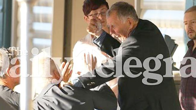 Two drunks cunts punch on like a bunch of dumb cunts