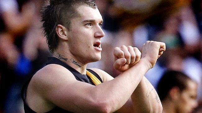 Dustin pays homage to all of his "boys in the pen" with a heartfelt jailhouse tribute