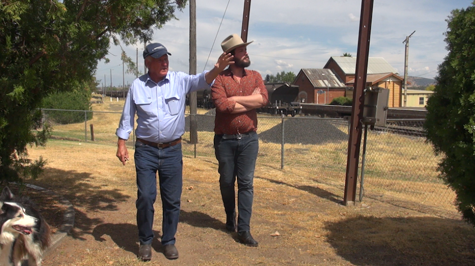 Tony Windsor shows us around Werris Creek, NSW. "The Bindi Capital Of Australia"