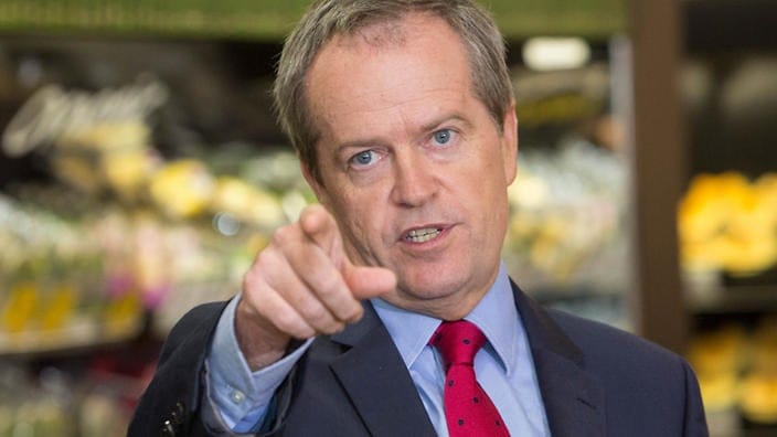 Australian Federal Opposition Leader Bill Shorten misquotes Churchill during a visit to Woolworths in Queanbean, , Tuesday, Jan. 12, 2016. (AAP Image/Andrew Taylor) NO ARCHIVING